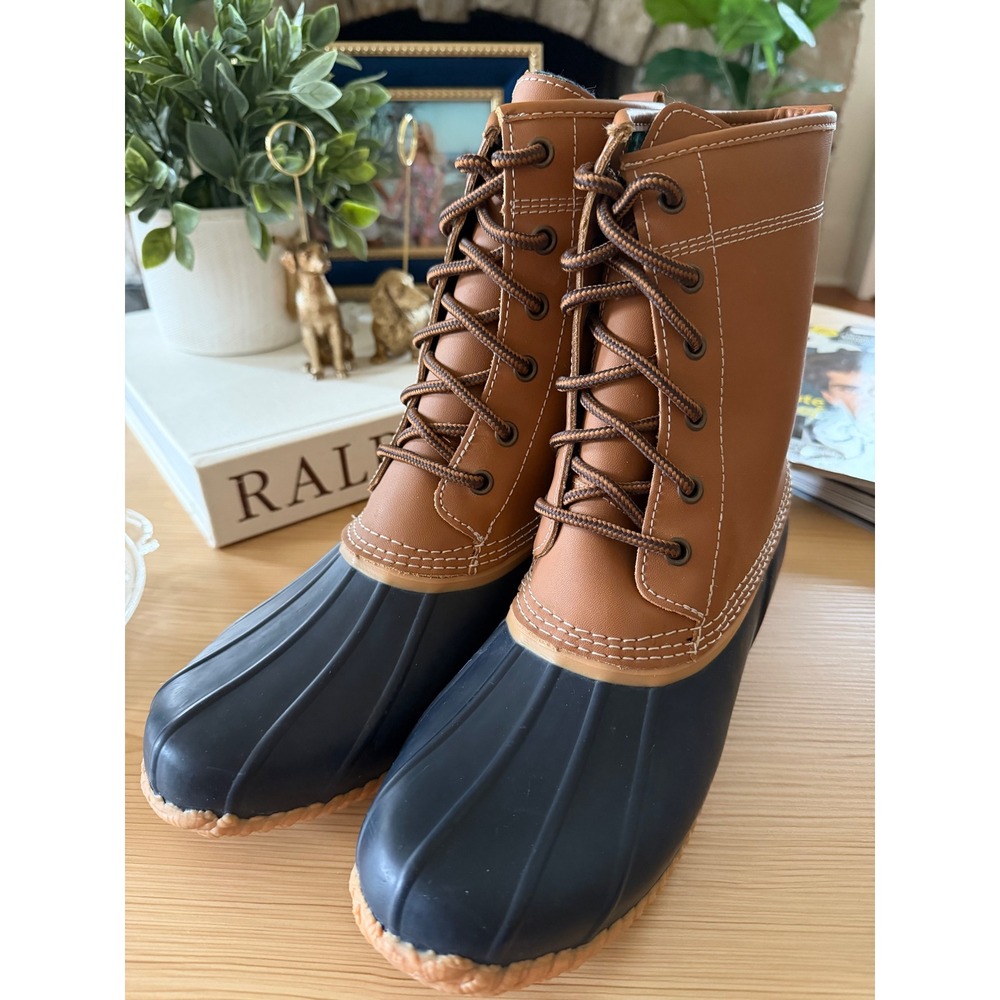 Lands End Womens Insulated Duck Boots Navy Tan Plaid Lined Rain Snow Size 8.5